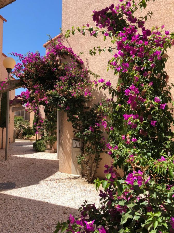 Barcaresa-Villa Vue Mer Acces Direct Plage - Piscine Le Barcares Exterior photo
